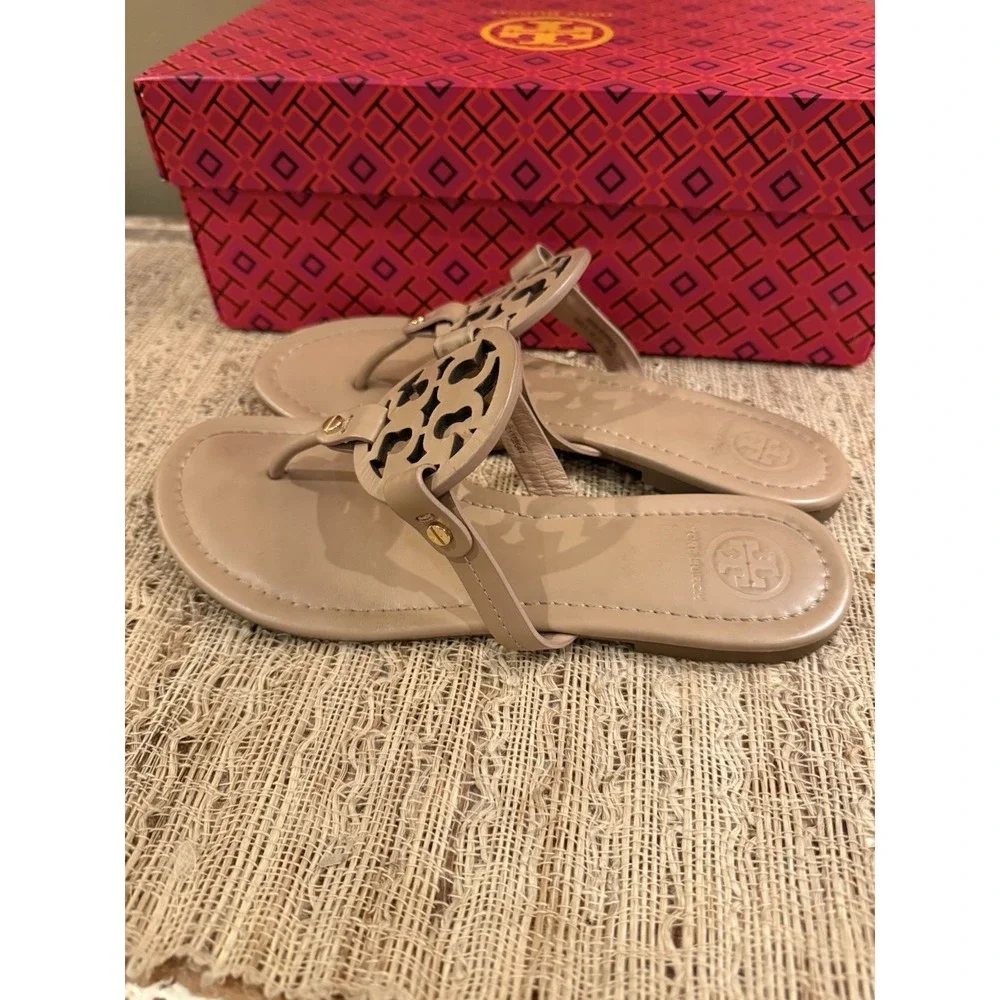 TORY BURCH Beige Light Makeup Miller Thong Slide Sandals Sz-7.5 - Picture 5 of 9